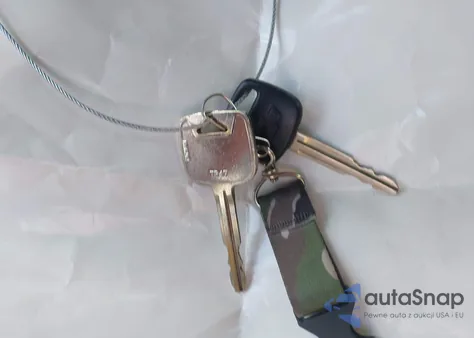 1999 Chevrolet Prizm из США, поврежденный, VIN 1Y1SK5281XZ408334